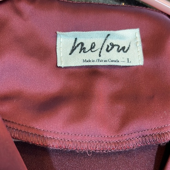 Large Satin Blouse by Montreal-Based designer Melow - Picture 3 of 4